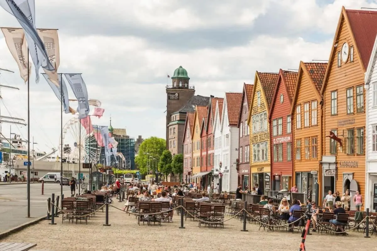 Dinbnb Appartments L 300 M To Bryggen & Floyen! Optimized In 2023 Bergen Apartmán